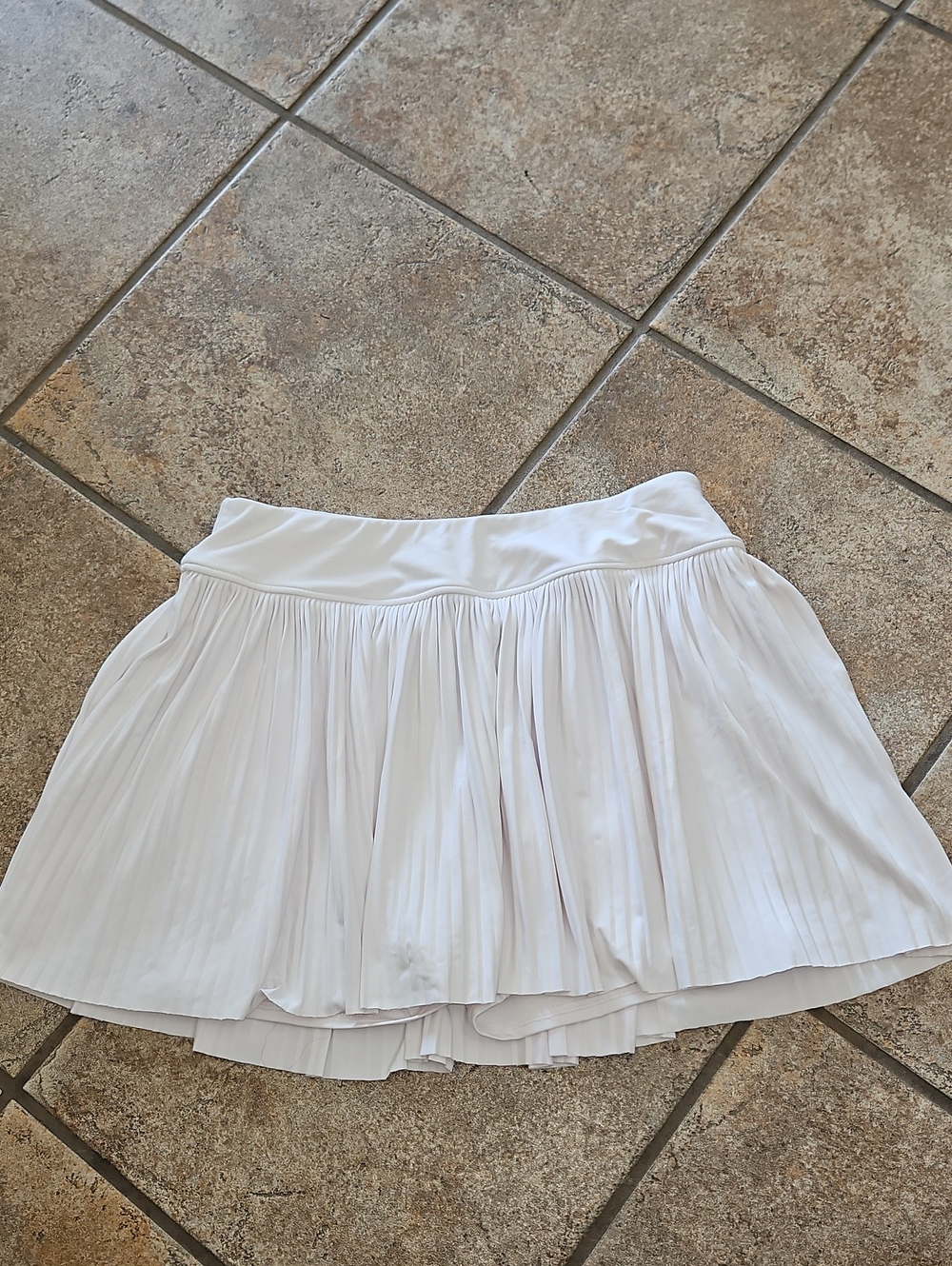 Kyodan White Pleated Skater Skort Size M